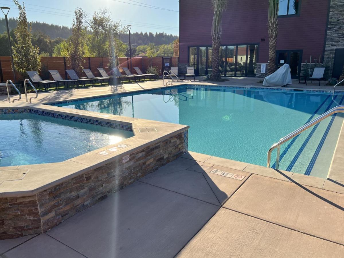 Wyndham Garden Redwood Valley - Ukiah Exterior foto